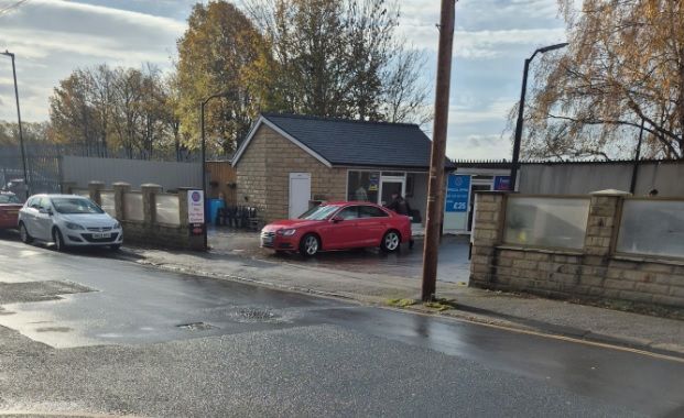 Property photo 1 of 2