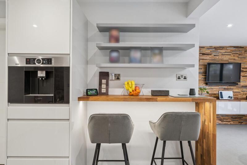 Property photo 3 of 21 Detailed Kitchen