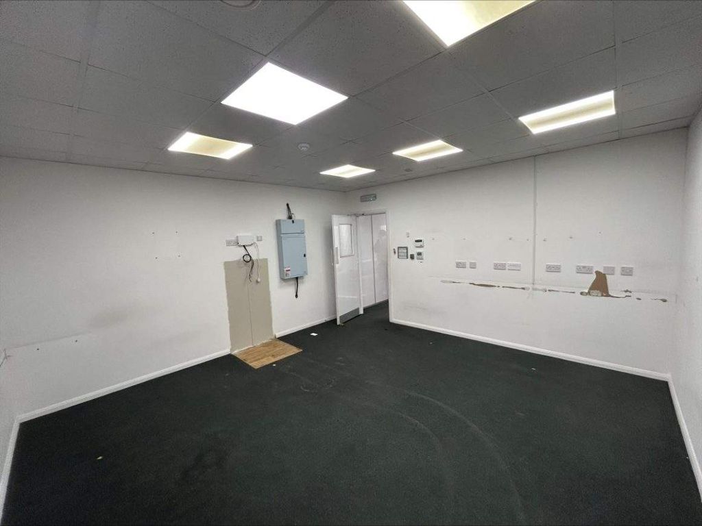 Property photo 2 of 4