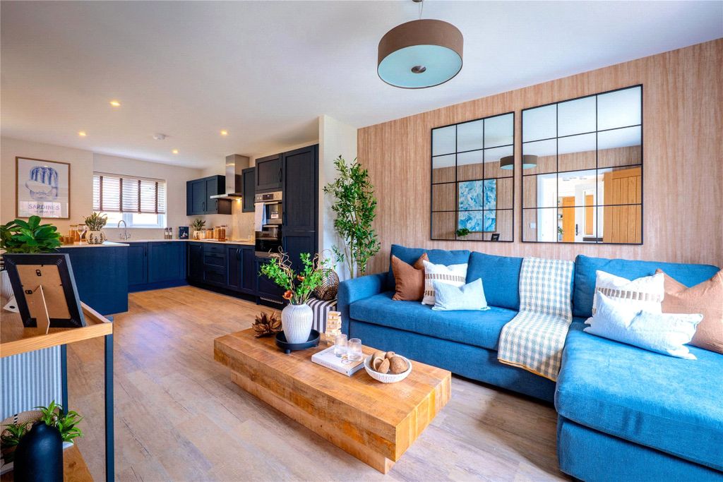 Property photo 2 of 21 Picture No. 28