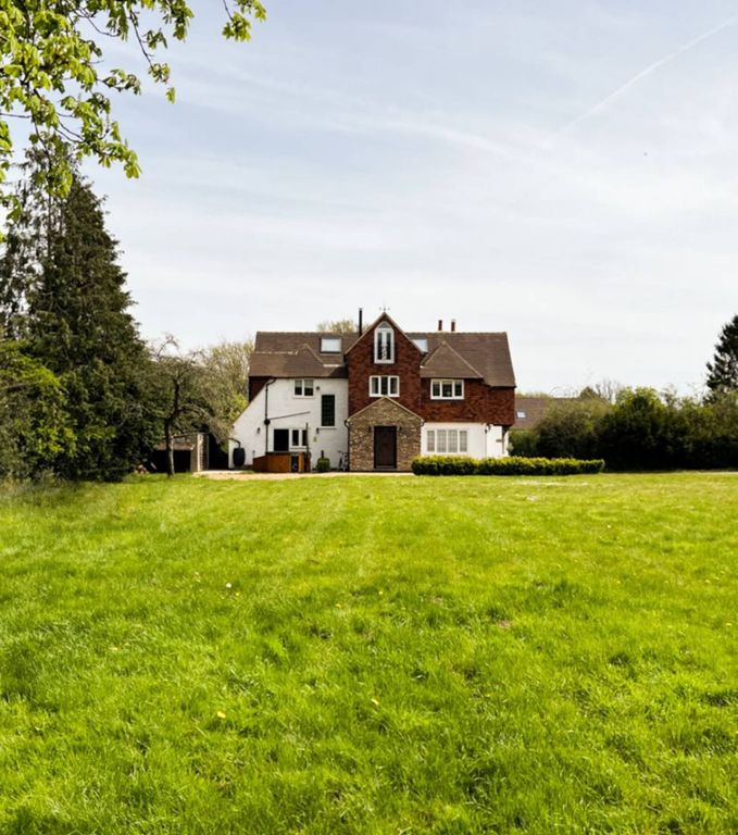 Property photo 1 of 45