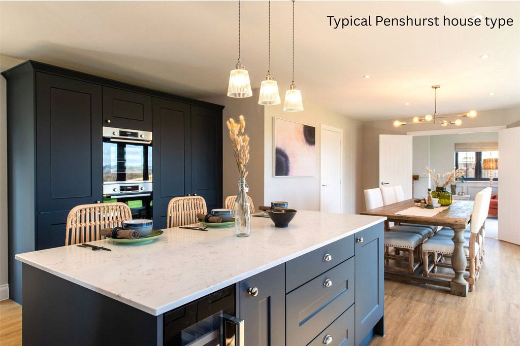 Property photo 2 of 11 Penshurst Kitchen