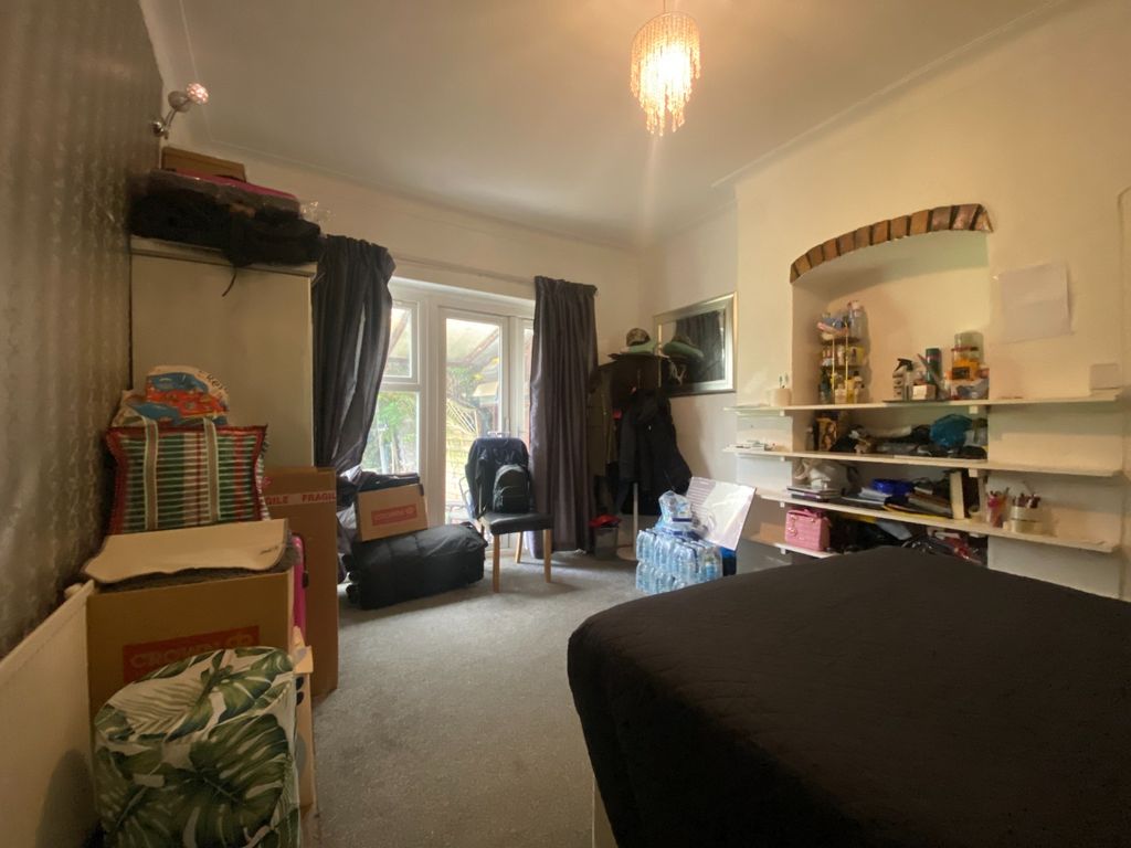 Property photo 3 of 8 2721593