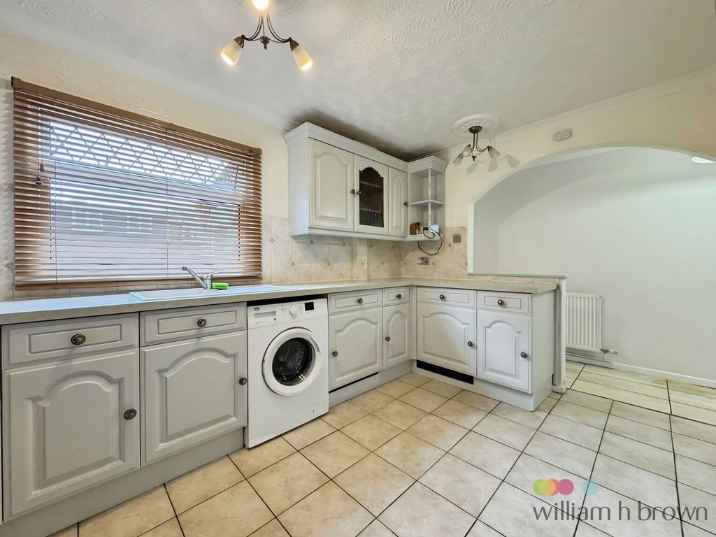 Property photo 3 of 16 Image