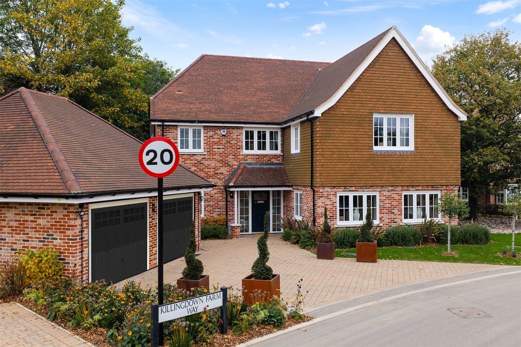 Property photo 1 of 20 Picture No. 21