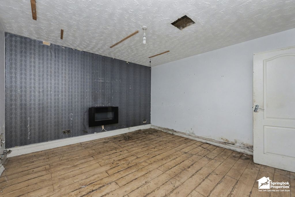 Property photo 2 of 18 Image 1