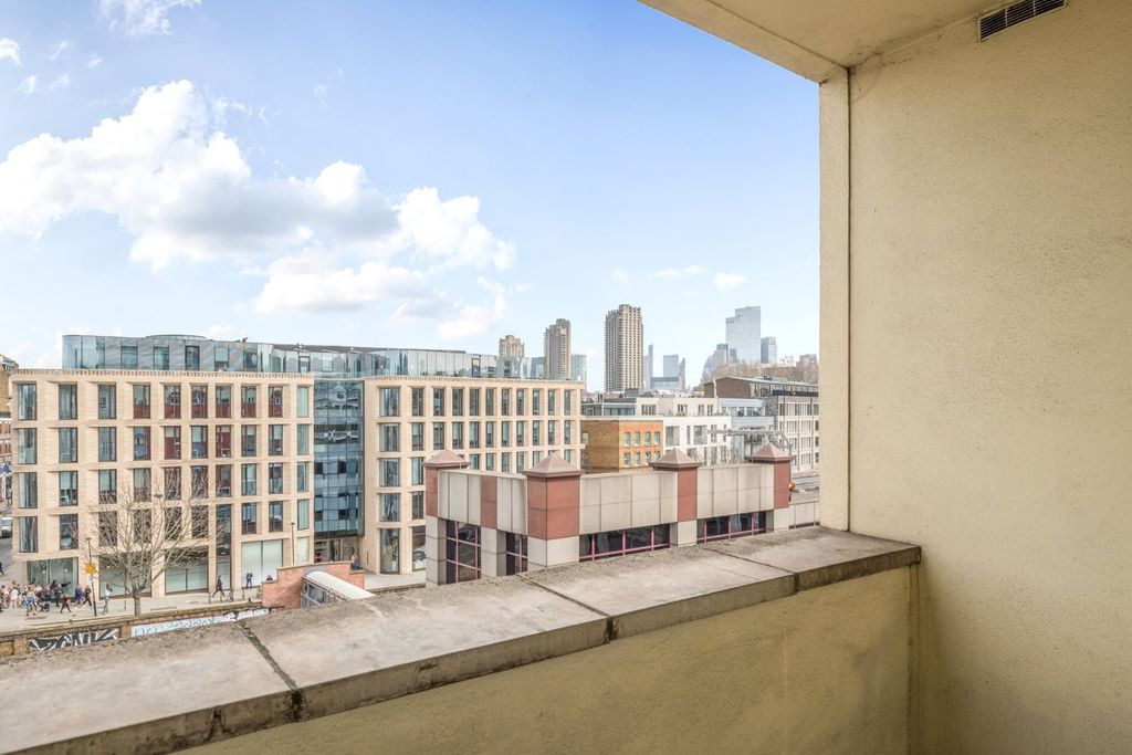 Property photo 2 of 11 Picture No. 02