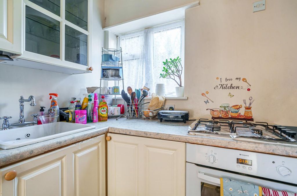 Property photo 3 of 7