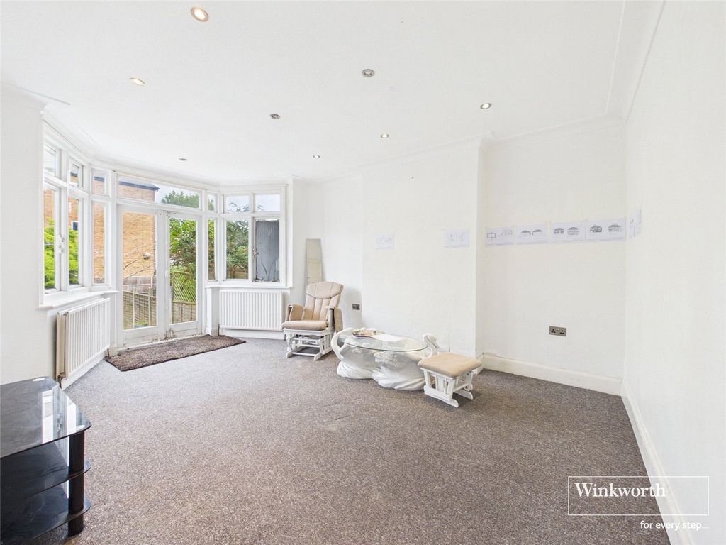 Property photo 2 of 17 Living Room 2