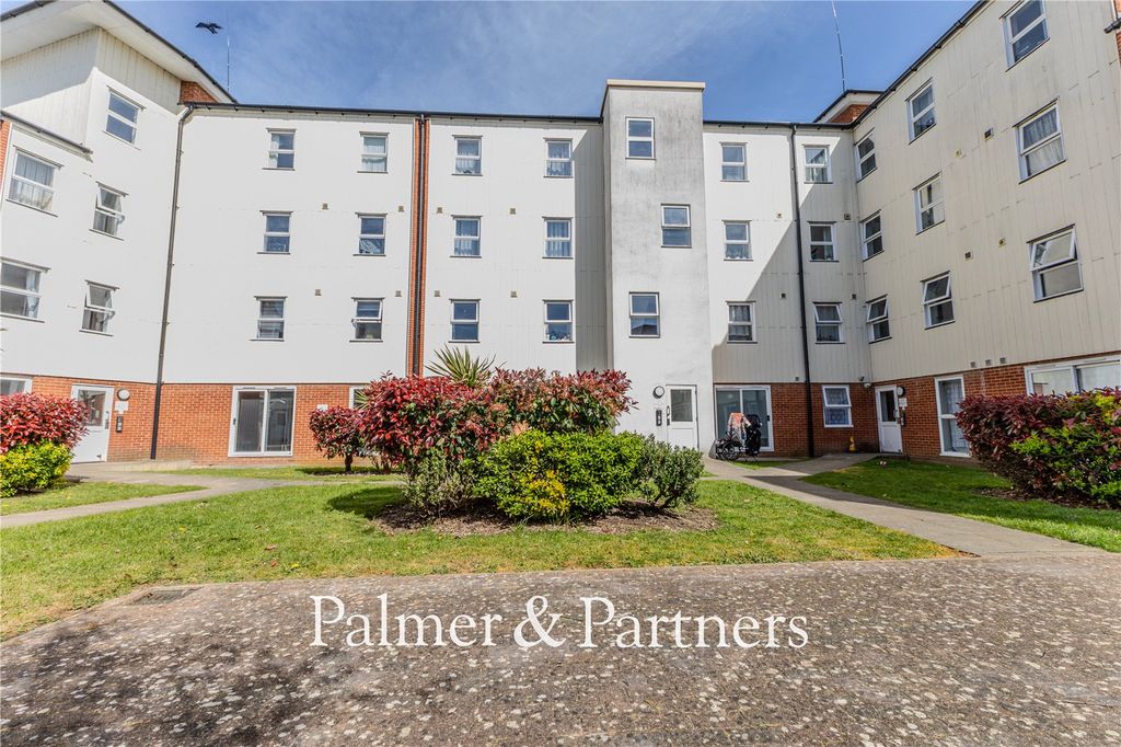 Property photo 1 of 14 Picture No. 10