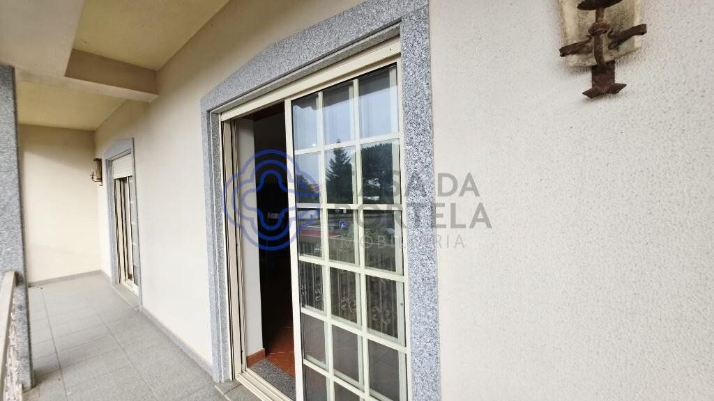 Property photo 1 of 39 Semi-Detached T4 House In Viseu