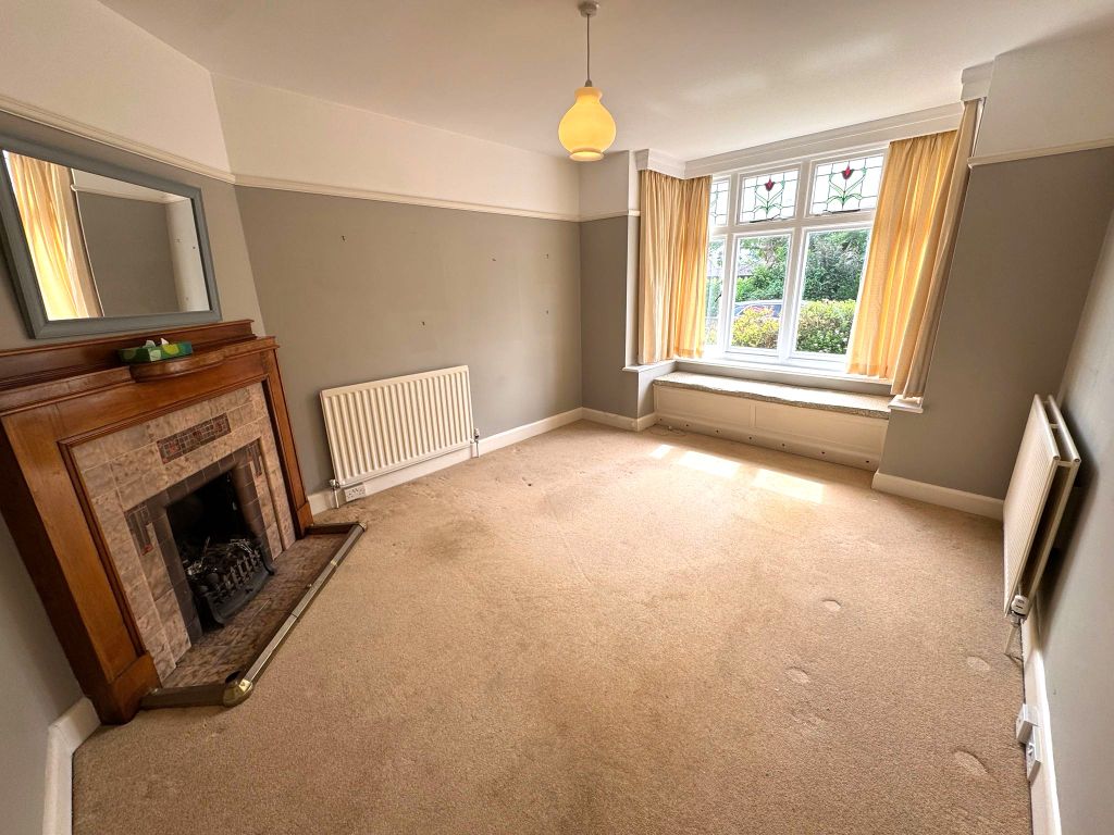 Property photo 2 of 24