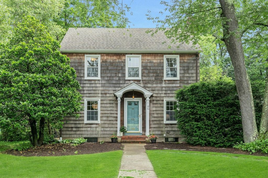 Property photo 1 of 20
