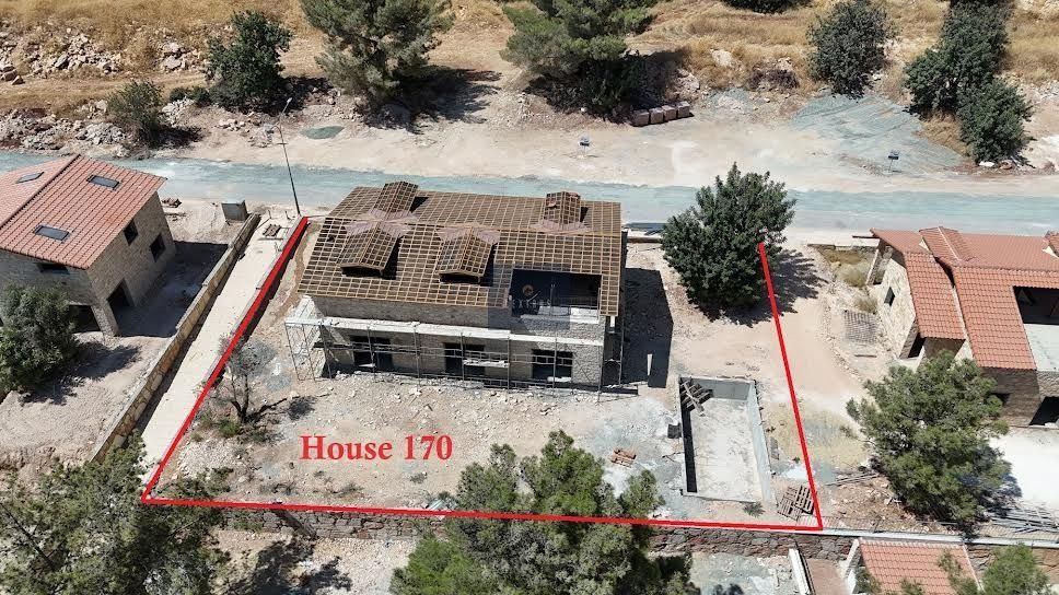 Property photo 3 of 4