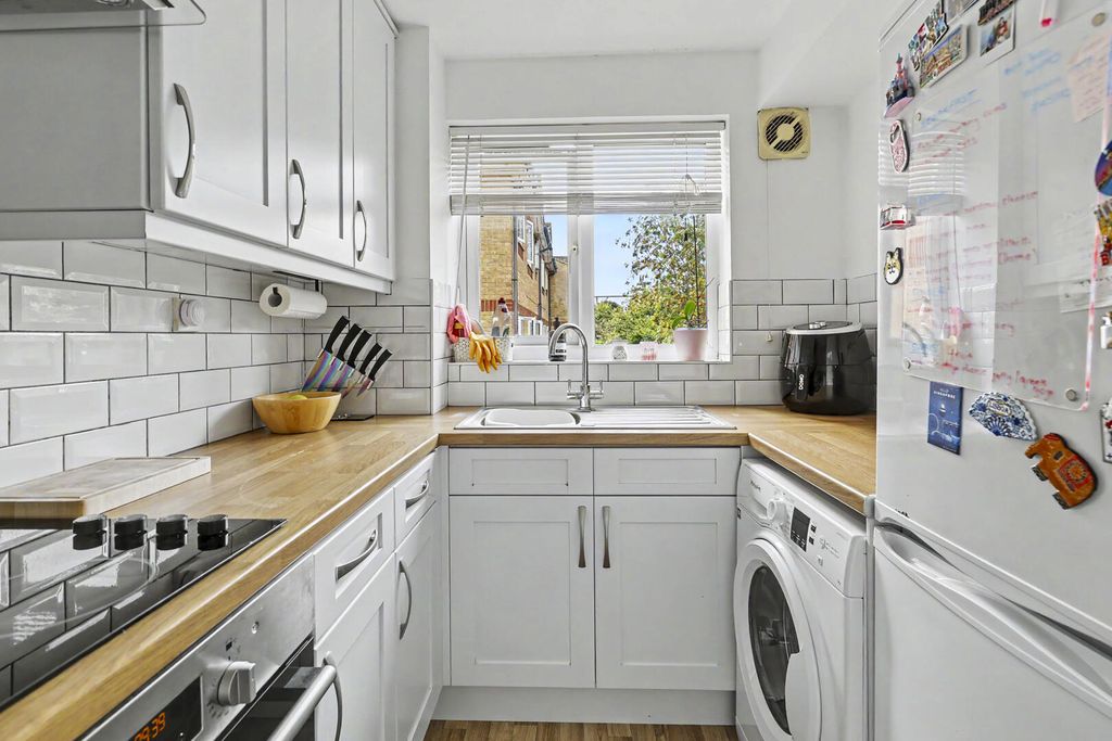 Property photo 2 of 37 Kitchen