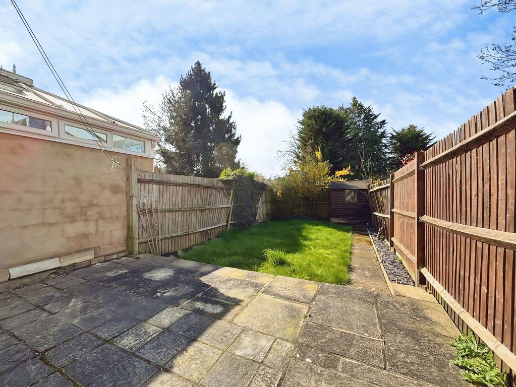 Property photo 2 of 9