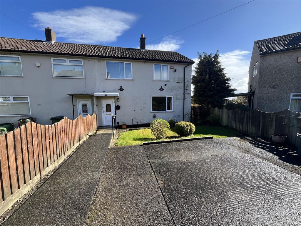 Property photo 1 of 15 External