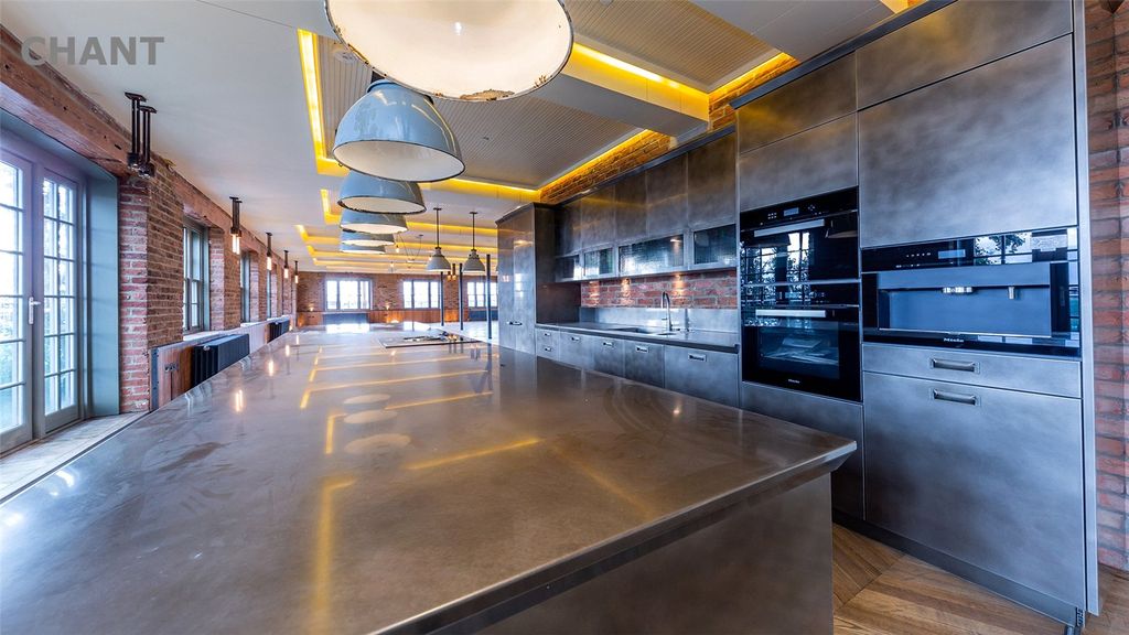 Property photo 2 of 11 Picture No. 11