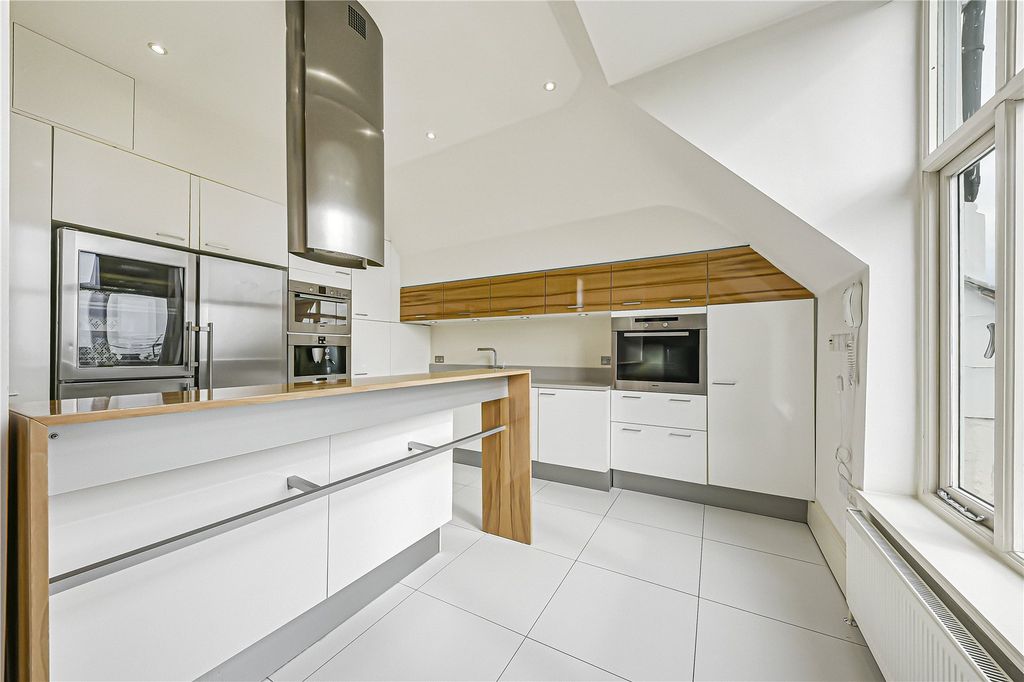 Property photo 3 of 13 Picture No. 64