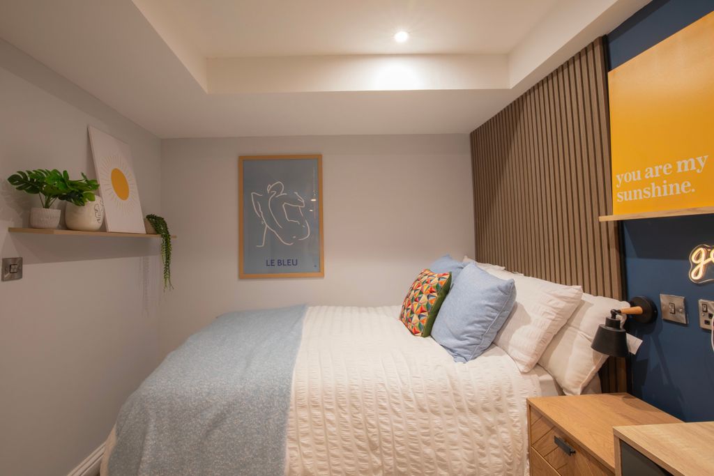 Property photo 3 of 14