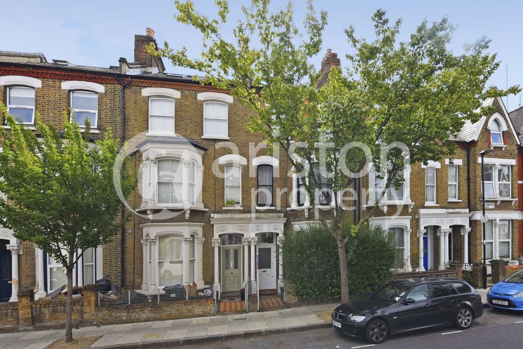 Property photo 1 of 12