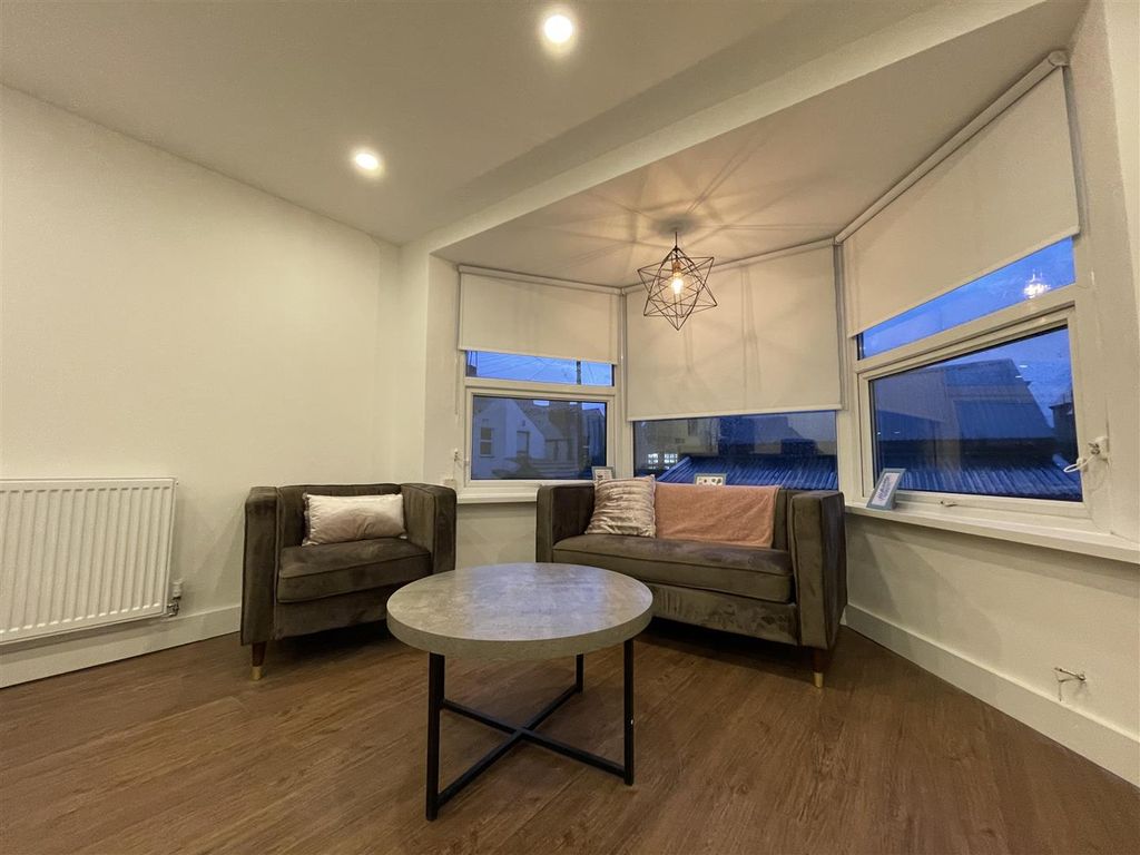 Property photo 2 of 8 Img_5745.Jpg