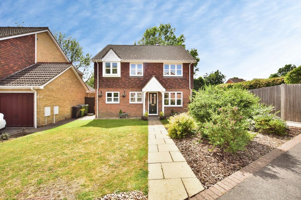 Property photo 1 of 19 Pbox-Img.Jpg