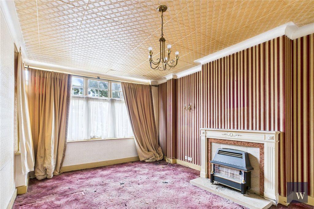 Property photo 1 of 18 Picture No. 01