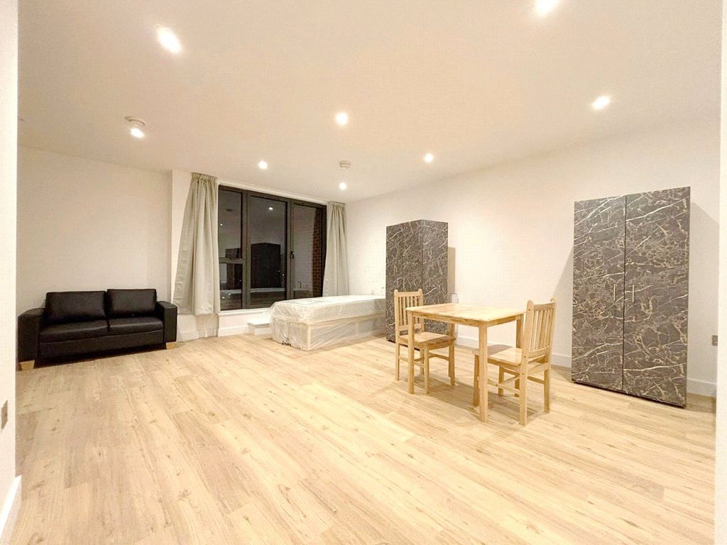 Property photo 2 of 12 Picture No. 02