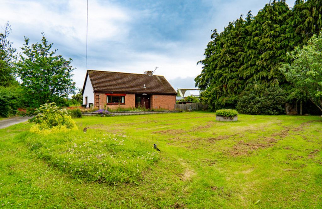 Property photo 1 of 41