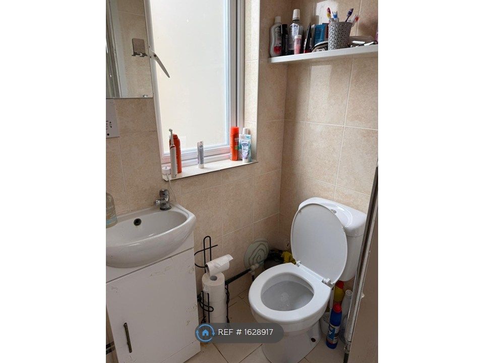 Property photo 2 of 13 Shower Room