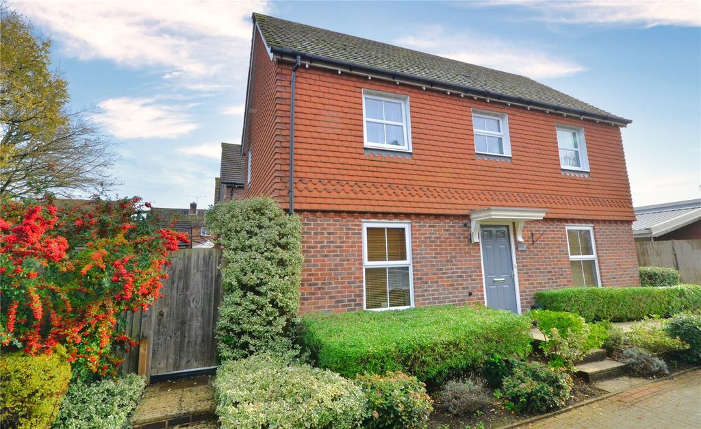 Property photo 1 of 15 Front