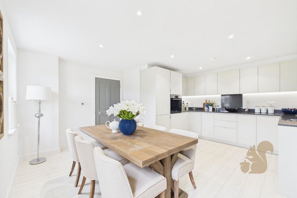 Property photo 2 of 28 Cam01659G0-Pr0782-Still007.Jpg