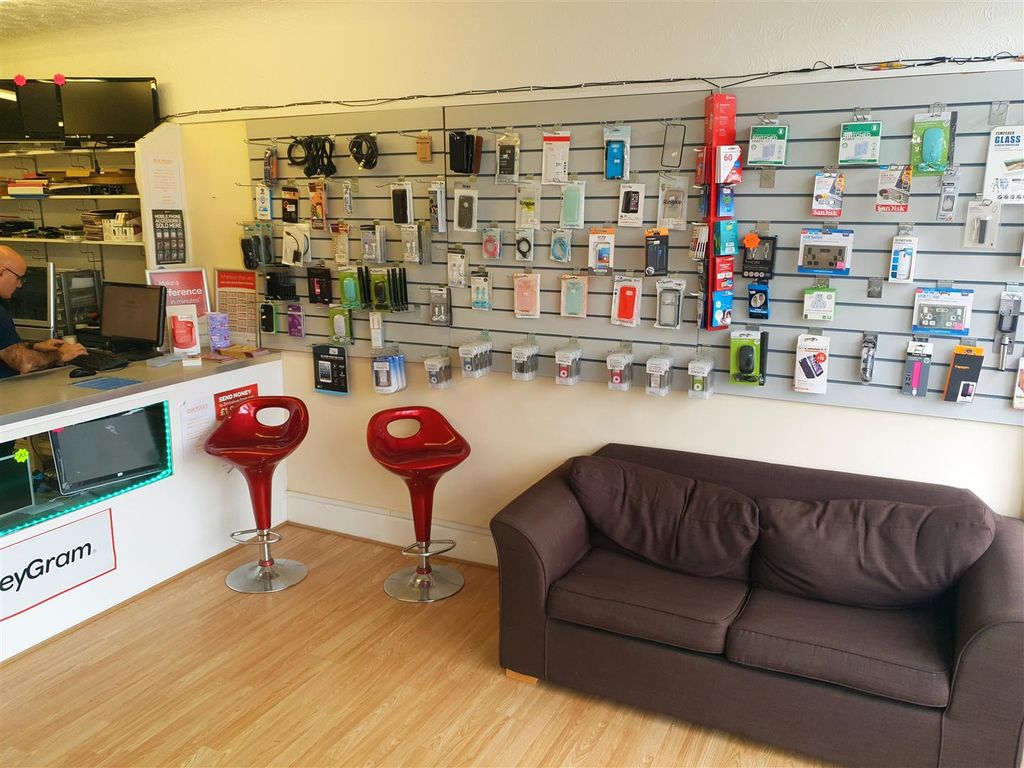 Property photo 3 of 4