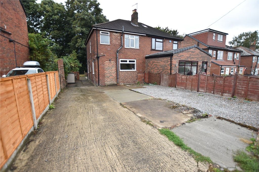 Property photo 1 of 19 Picture No. 05