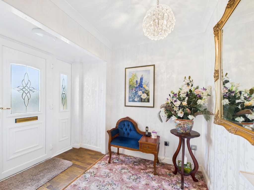 Property photo 2 of 37 4065086