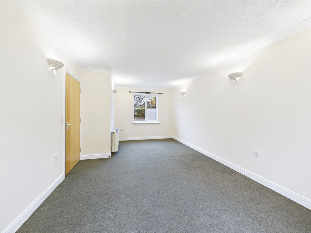 Property photo 3 of 11 Picture No. 39