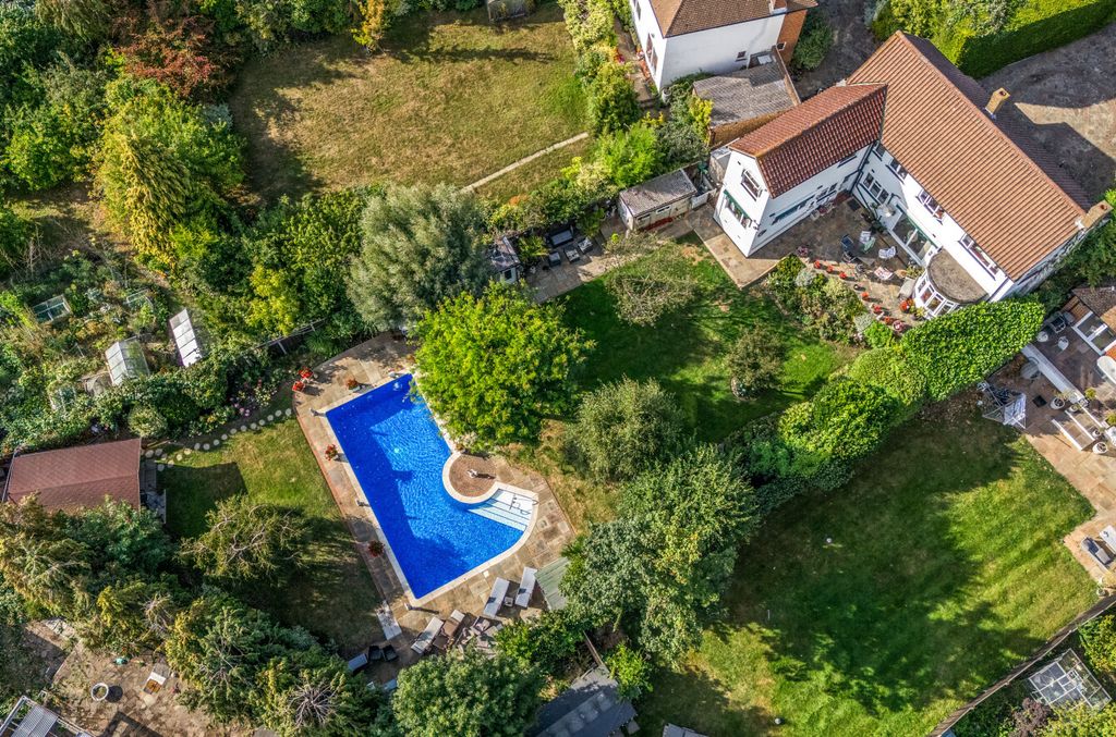 Property photo 1 of 28 1342634-6-68A64F2...