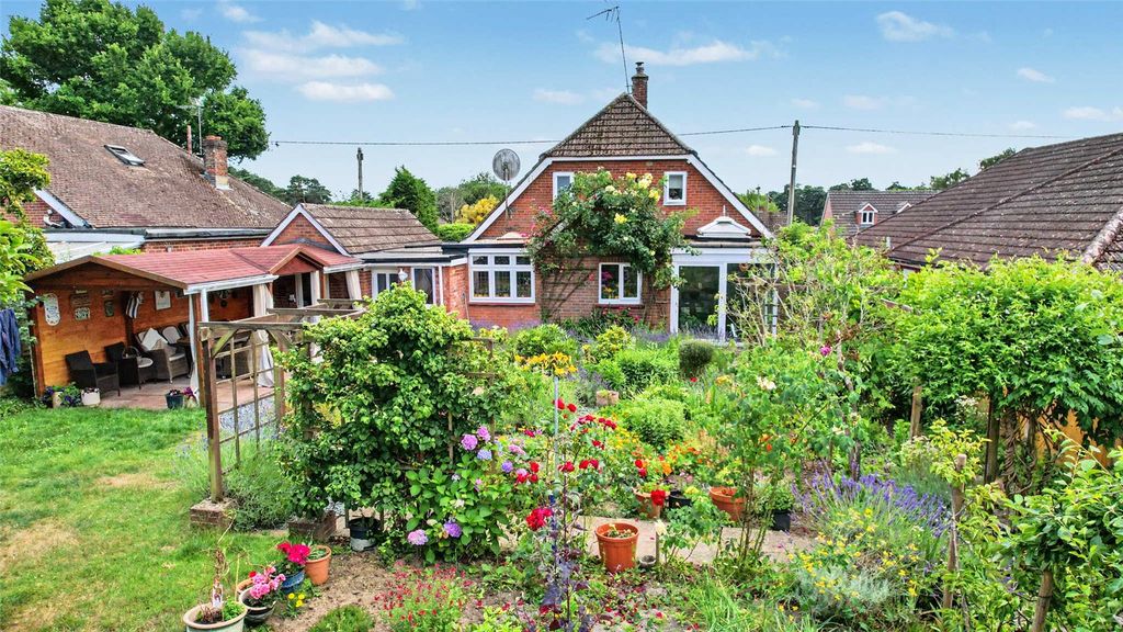 Property photo 2 of 23 Picture No. 29
