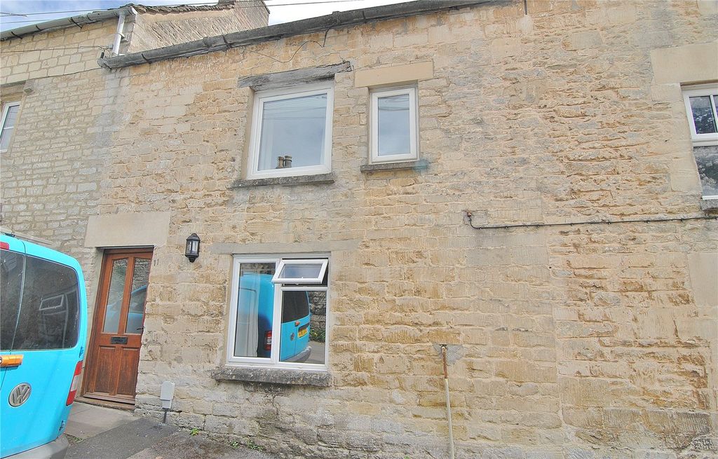 Property photo 2 of 17 Picture No. 18