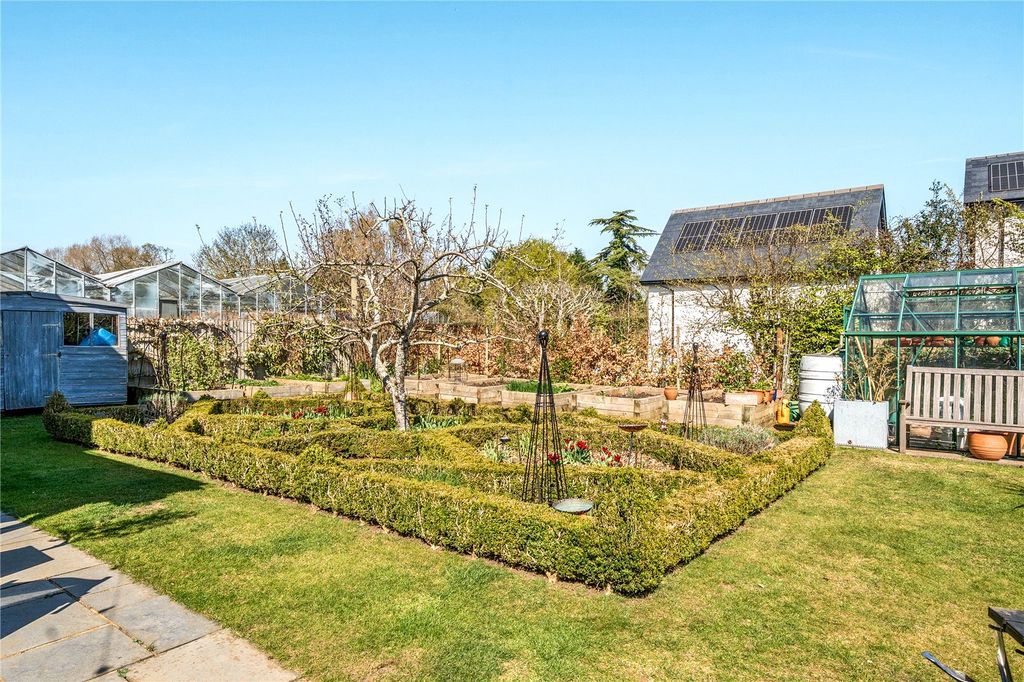 Property photo 2 of 24 Picture No. 74