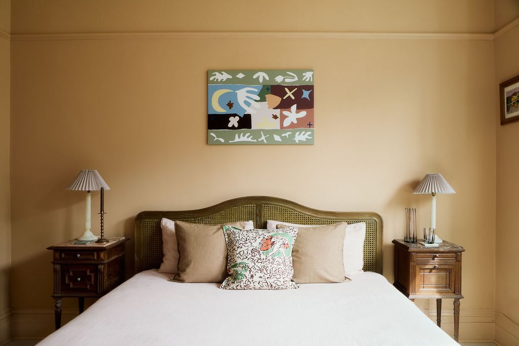 Property photo 3 of 24