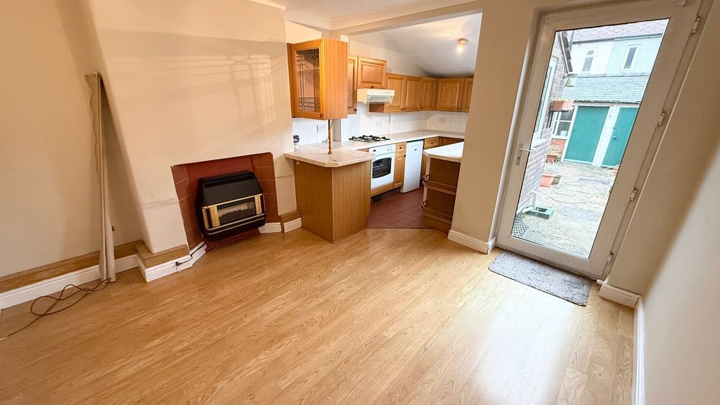 Property photo 3 of 9 Photo 3