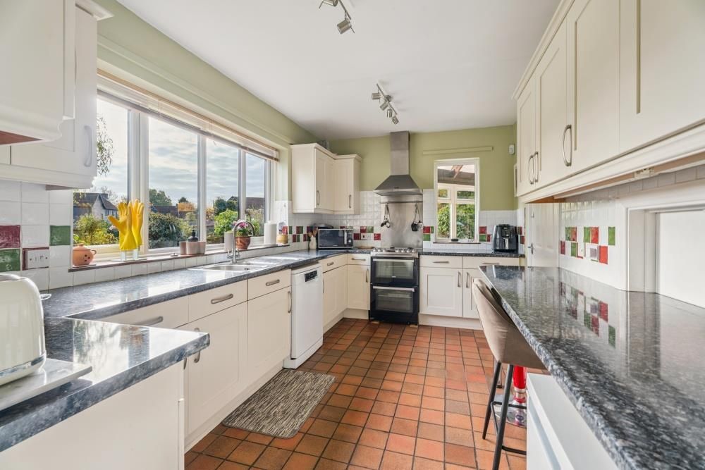 Property photo 3 of 32 Dsc06483-1Dfccf1848F5F879A3A2Ca79802c4dc8 - 800Px