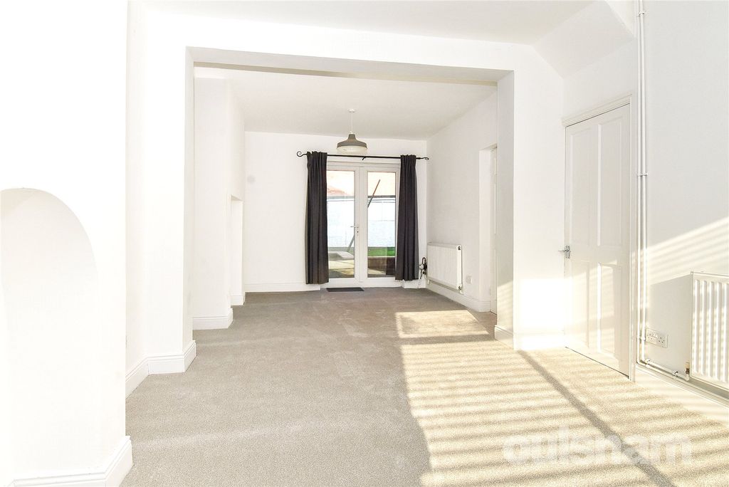 Property photo 3 of 29 Picture No. 42