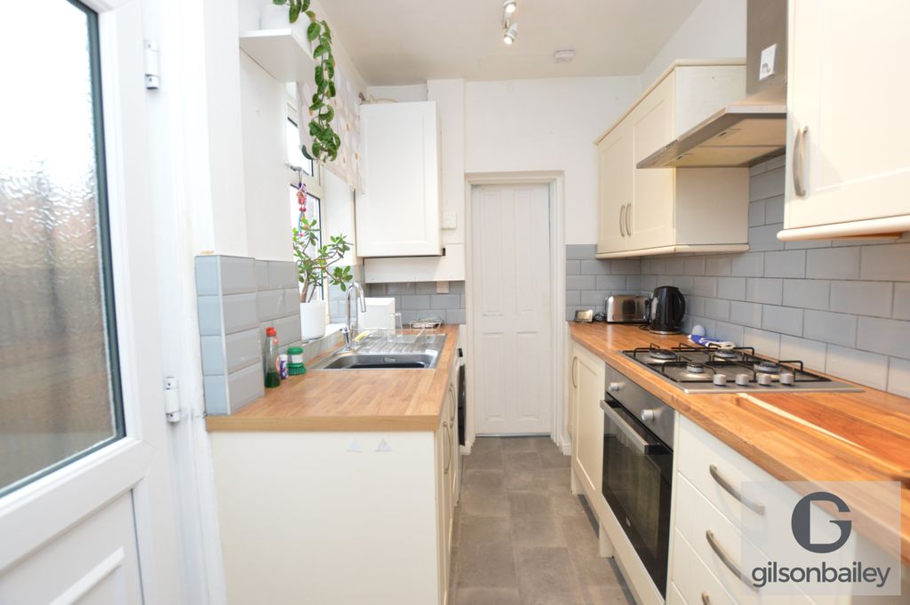 Property photo 3 of 10 Dsc_0457