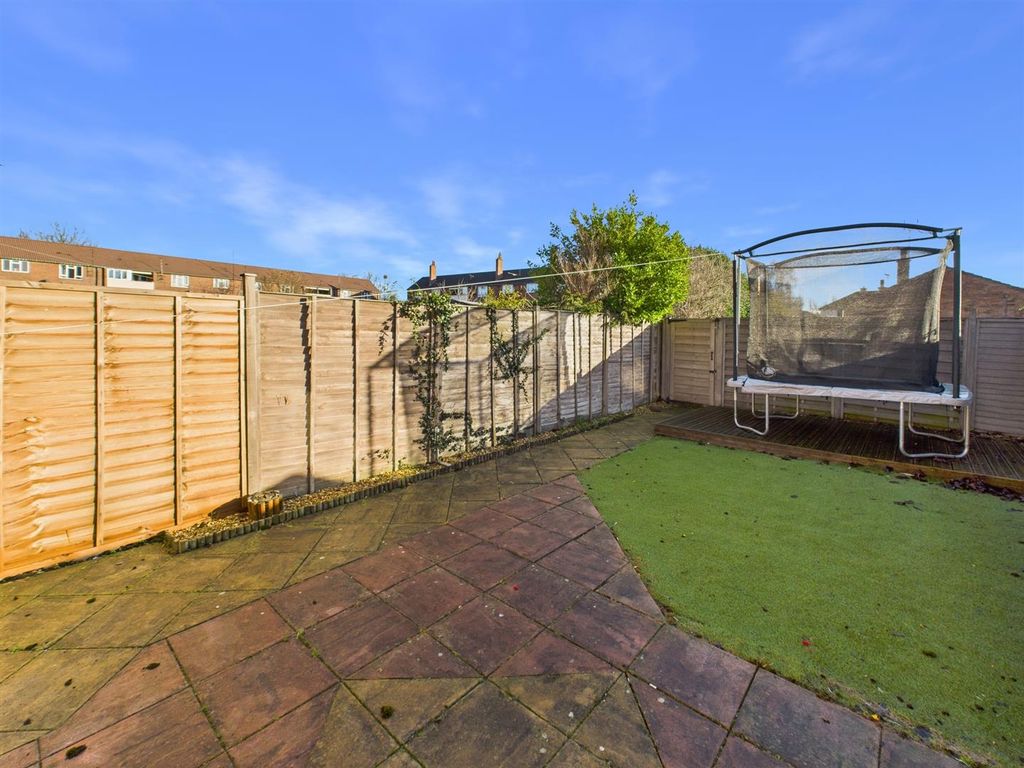 Property photo 3 of 19