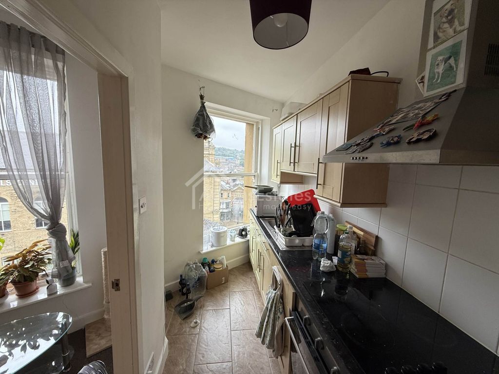 Additional image 4 of 2 bed flat for saleWellington Road, Dewsbury WF13