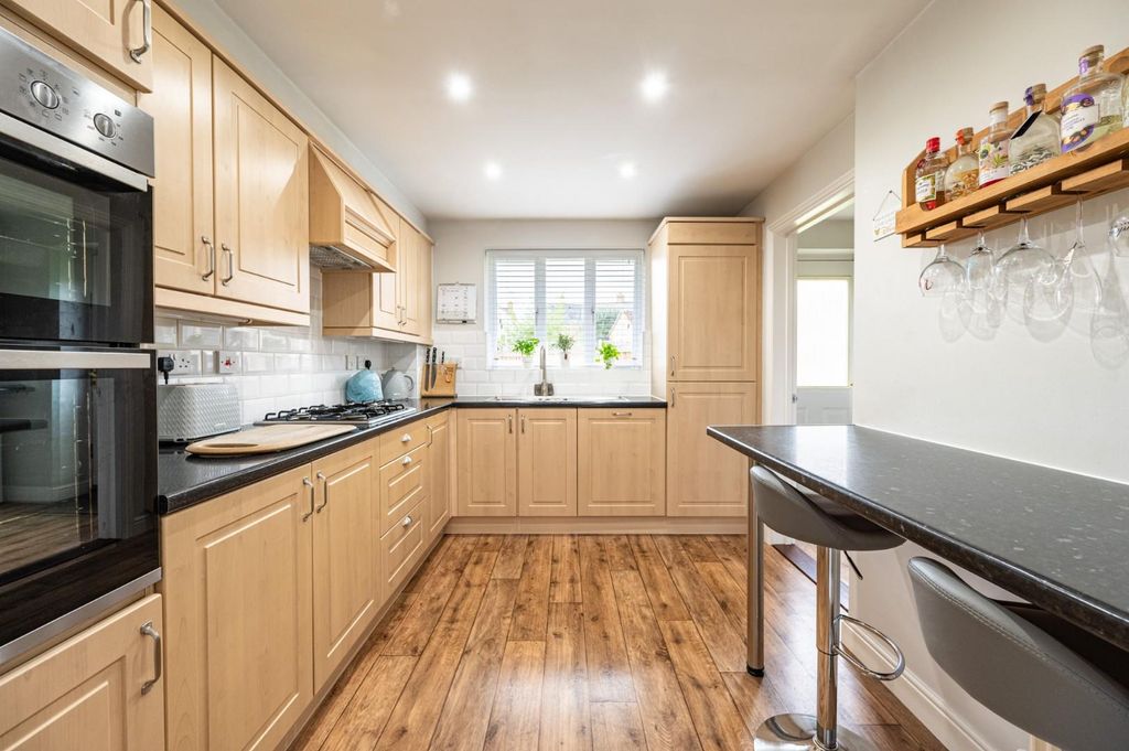 Property photo 2 of 23 Dsc_4151-Hdr.Jpg