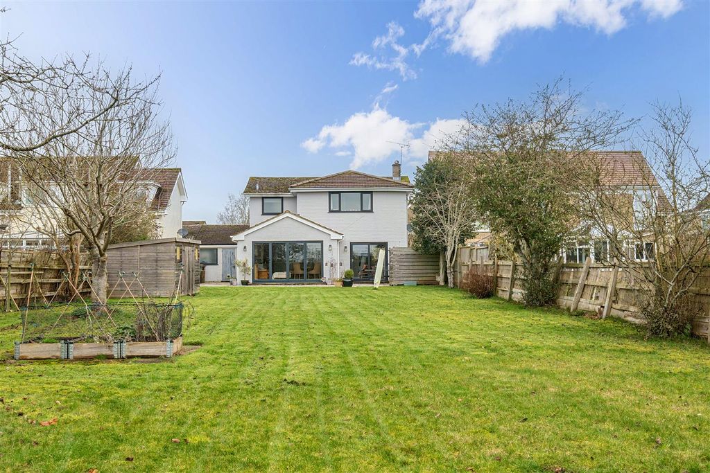 Property photo 2 of 21 1403762-3-69982ccc9c3De-Arw-1.Jpg